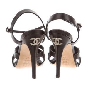 CHANEL LEATHER MULTI-STRAP SANDALS